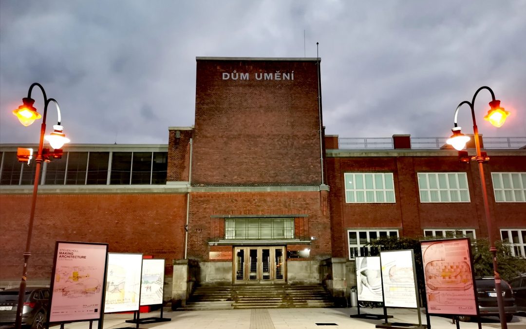 STEVEN HOLL: Making Architecture I OSTRAVA